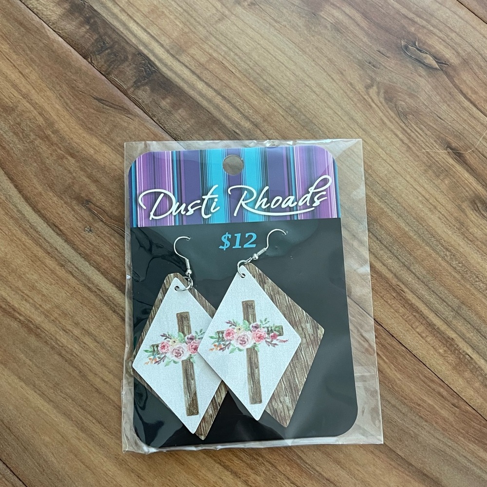 Brand New *Dusti Rhoads* Earrings